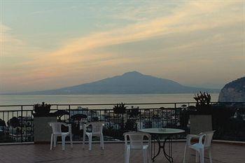La Culla - Suore Oblate Del Bambin Gesu Hotel Sant'Agnello Zewnętrze zdjęcie